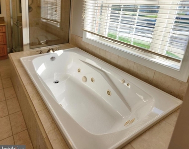 610 Meadow Lane Sw - Photo Thumbnail 30