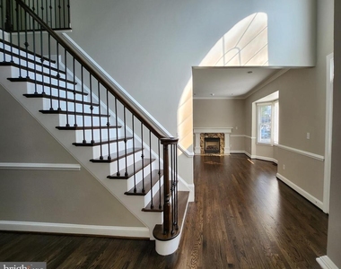 610 Meadow Lane Sw - Photo Thumbnail 4