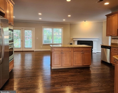610 Meadow Lane Sw - Photo Thumbnail 11