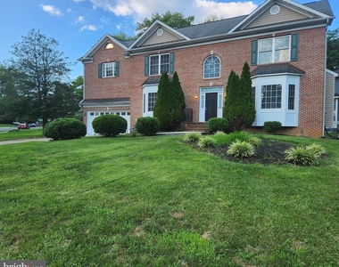 610 Meadow Lane Sw - Photo Thumbnail 1