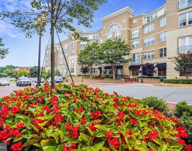 12000 Market Street - Photo Thumbnail 40