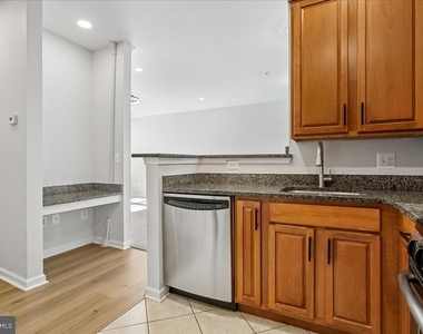 12000 Market Street - Photo Thumbnail 5