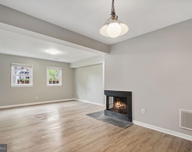 10205 Provincetown Court - Photo Thumbnail 19