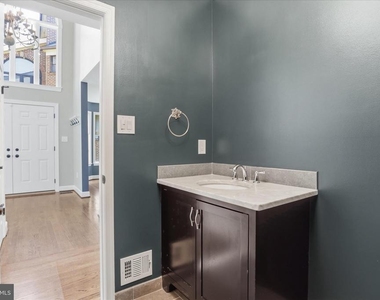 1456 Hampton Hill Circle - Photo Thumbnail 16