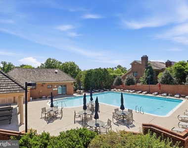 1456 Hampton Hill Circle - Photo Thumbnail 42
