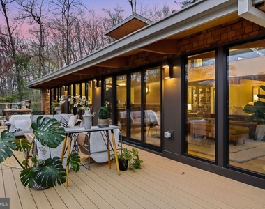 11216 S Shore Road - Photo Thumbnail 30