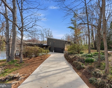 11216 S Shore Road - Photo Thumbnail 5