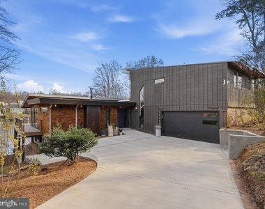11216 S Shore Road - Photo Thumbnail 6