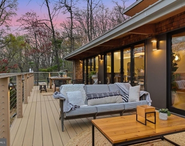 11216 S Shore Road - Photo Thumbnail 31