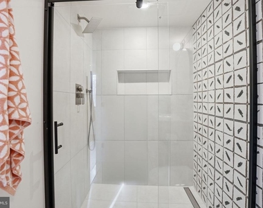 11216 S Shore Road - Photo Thumbnail 61