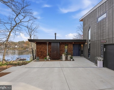 11216 S Shore Road - Photo Thumbnail 7