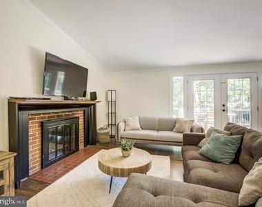 1633 Wrightson Drive - Photo Thumbnail 34