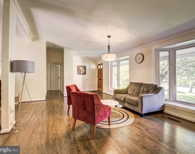 1633 Wrightson Drive - Photo Thumbnail 29