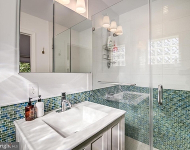 1633 Wrightson Drive - Photo Thumbnail 58