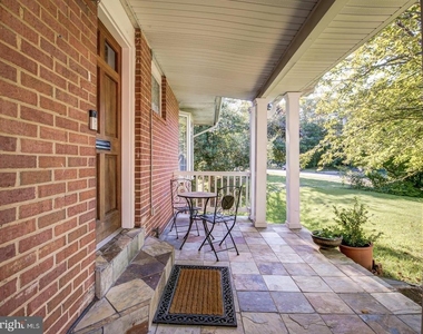 1633 Wrightson Drive - Photo Thumbnail 5