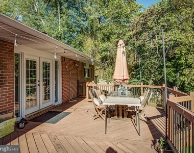 1633 Wrightson Drive - Photo Thumbnail 12