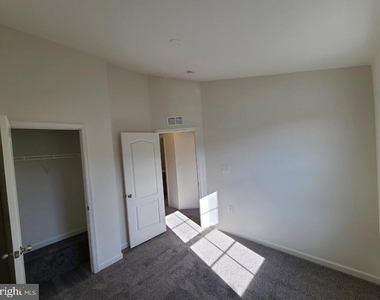 108 Alderman - Photo Thumbnail 10