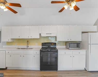 1122 Caroline Street - Photo Thumbnail 9
