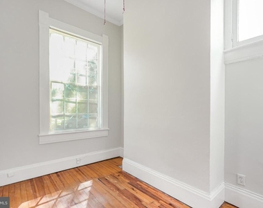 1122 Caroline Street - Photo Thumbnail 12