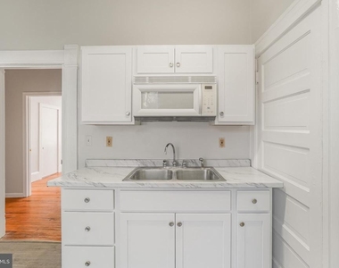 1122 Caroline Street - Photo Thumbnail 9