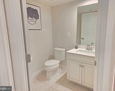 1001 Rampart Drive - Photo Thumbnail 2