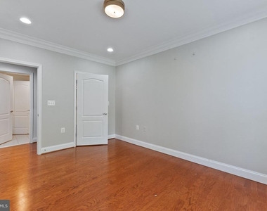 1115 Cameron Street - Photo Thumbnail 18