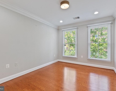 1115 Cameron Street - Photo Thumbnail 17