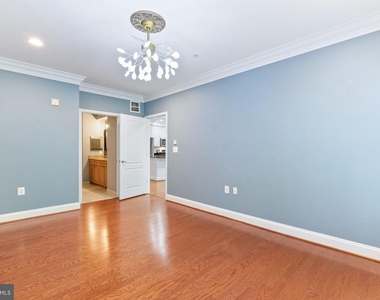 1115 Cameron Street - Photo Thumbnail 11