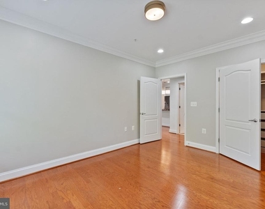 1115 Cameron Street - Photo Thumbnail 19
