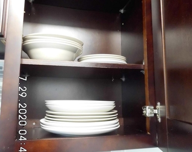 1011 Arlington Boulevard - Photo Thumbnail 3