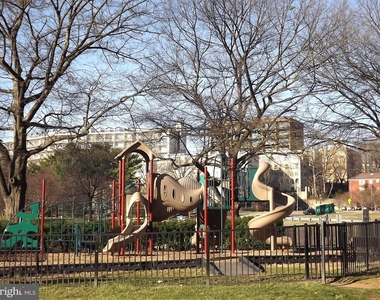 1011 Arlington Boulevard - Photo Thumbnail 15