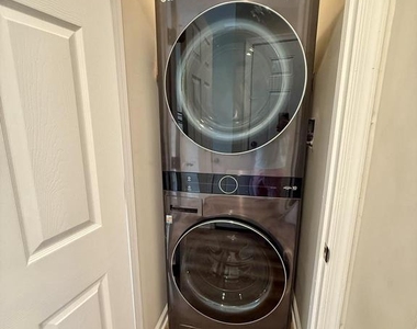 10838 Lockart Court - Photo Thumbnail 14