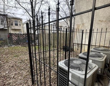 1724 W Diamond Street - Photo Thumbnail 8