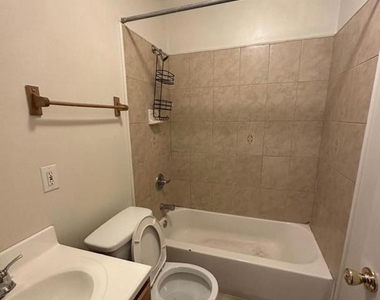 1724 W Diamond Street - Photo Thumbnail 6