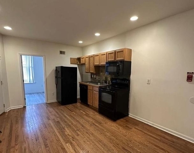 1724 W Diamond Street - Photo Thumbnail 1