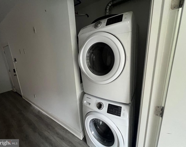 1829 N 33rd Street - Photo Thumbnail 3