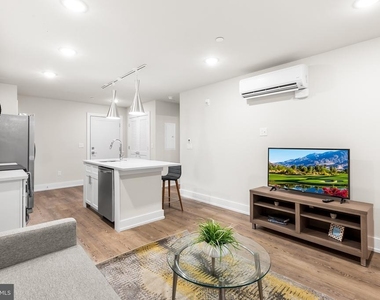 214 Vine Street - Photo Thumbnail 1