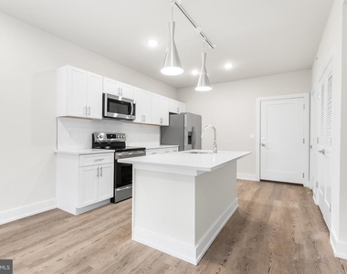 214 Vine Street - Photo Thumbnail 20