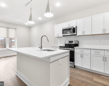 214 Vine Street - Photo Thumbnail 18