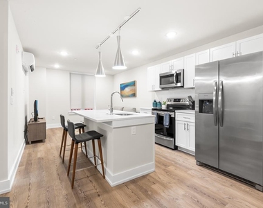 214 Vine Street - Photo Thumbnail 1