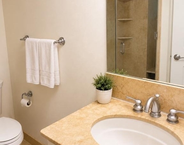 1701-15 Locust Street - Photo Thumbnail 4