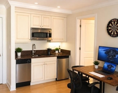 1701-15 Locust Street - Photo Thumbnail 2