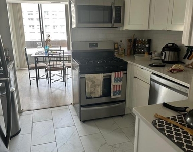 1326 Spruce Street - Photo Thumbnail 4