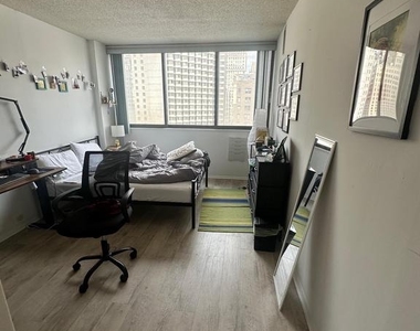1326 Spruce Street - Photo Thumbnail 7