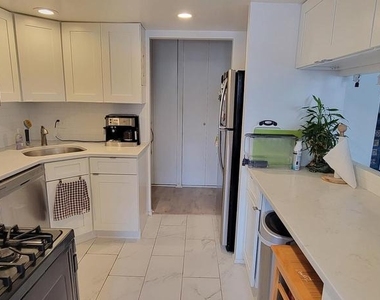 1326 Spruce Street - Photo Thumbnail 3