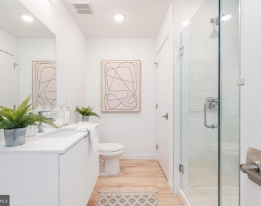 1131 N Front Street - Photo Thumbnail 20