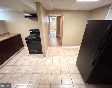 822 69th Avenue - Photo Thumbnail 5
