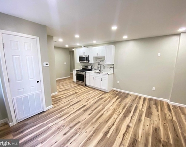 1426 W Rockland Street - Photo Thumbnail 11