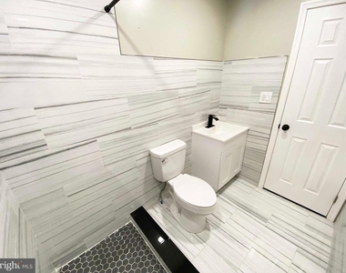 1426 W Rockland Street - Photo Thumbnail 15