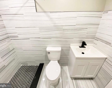1426 W Rockland Street - Photo Thumbnail 14